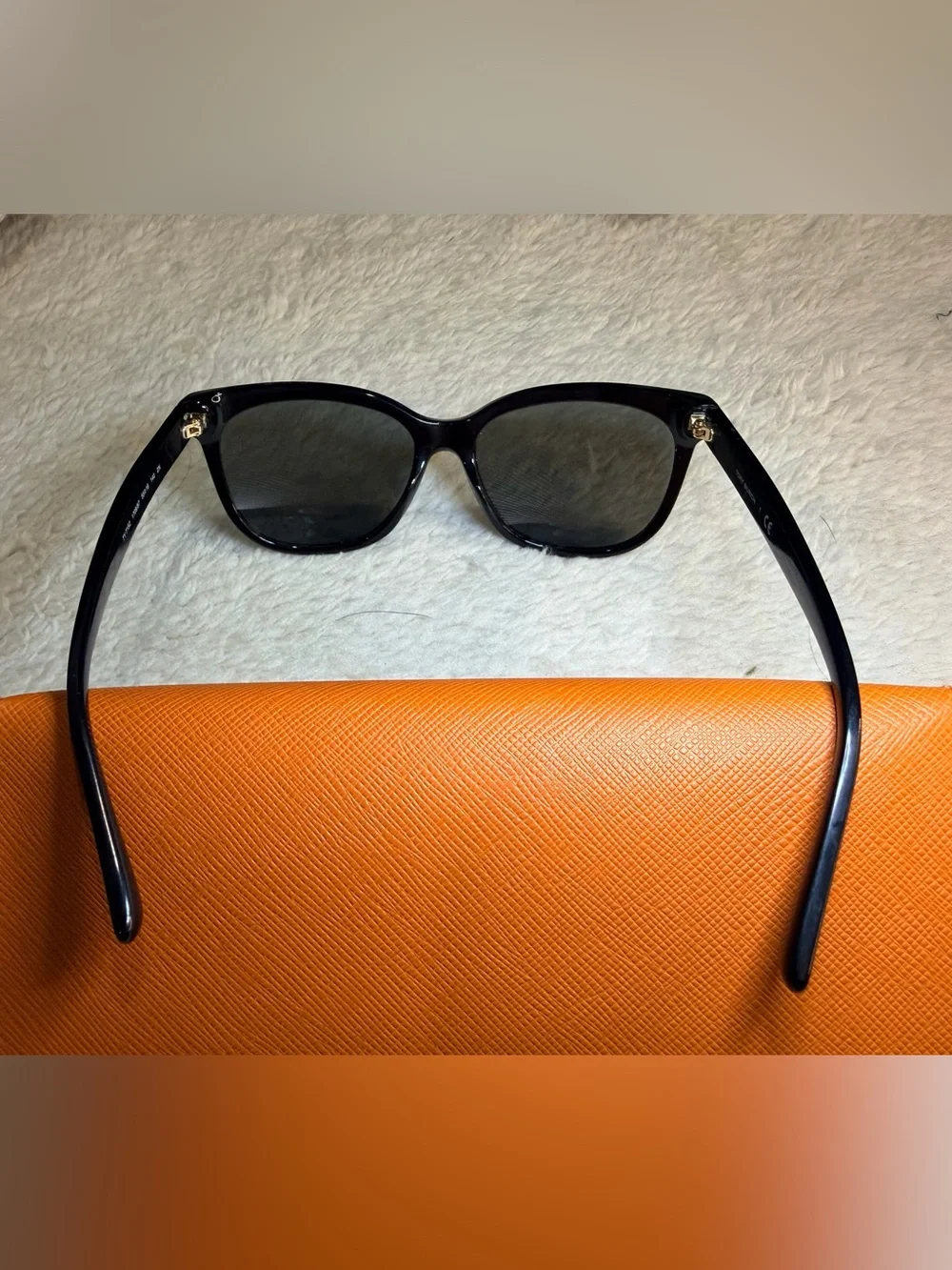 62. NEW Tory Burch Black Frame Sunglasses with Gray Lenses - Cat-Eye Style